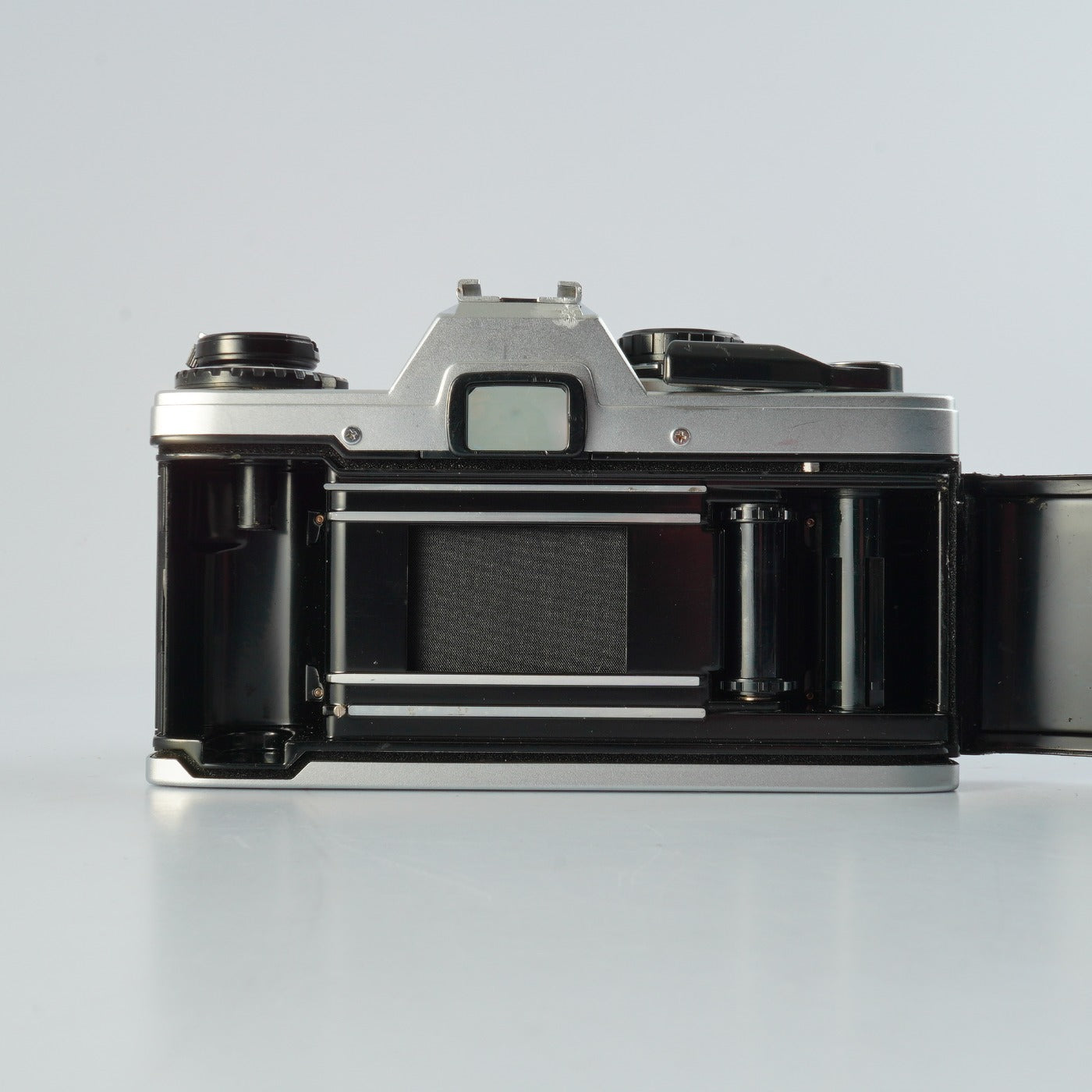 SERVICED】 OLYMPUS OM-10+ F. ZUIKO AUTO-S 50mm F1.8 + Manual