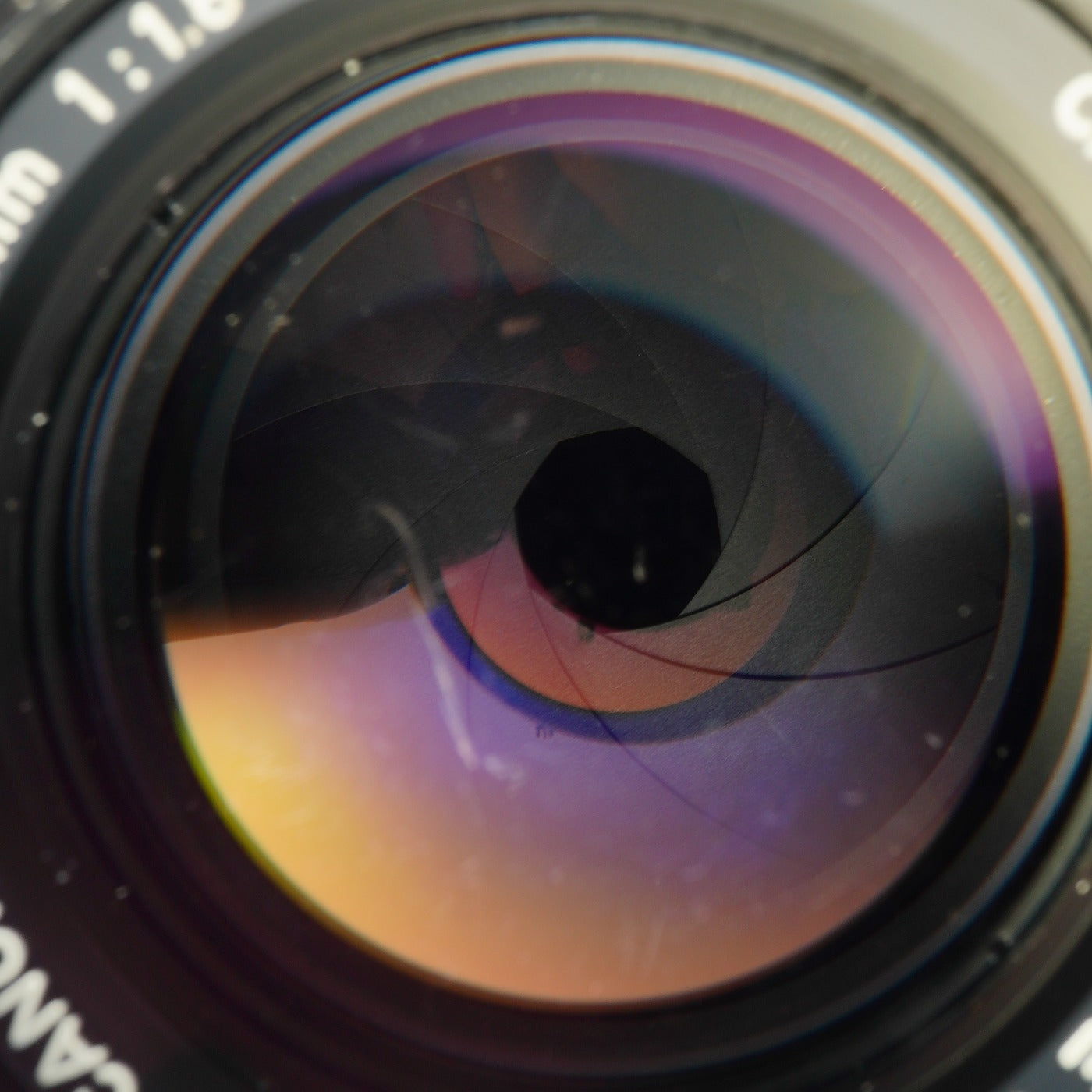 Canon FD 85mm F/1.8 S.S.C. 単焦点レンズ