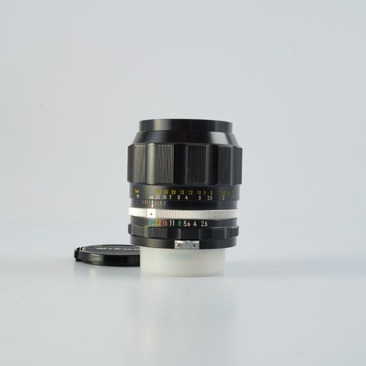 Nikon 非Ai NIKKOR-P.C Auto 105mm F/2.5 単焦点レンズ