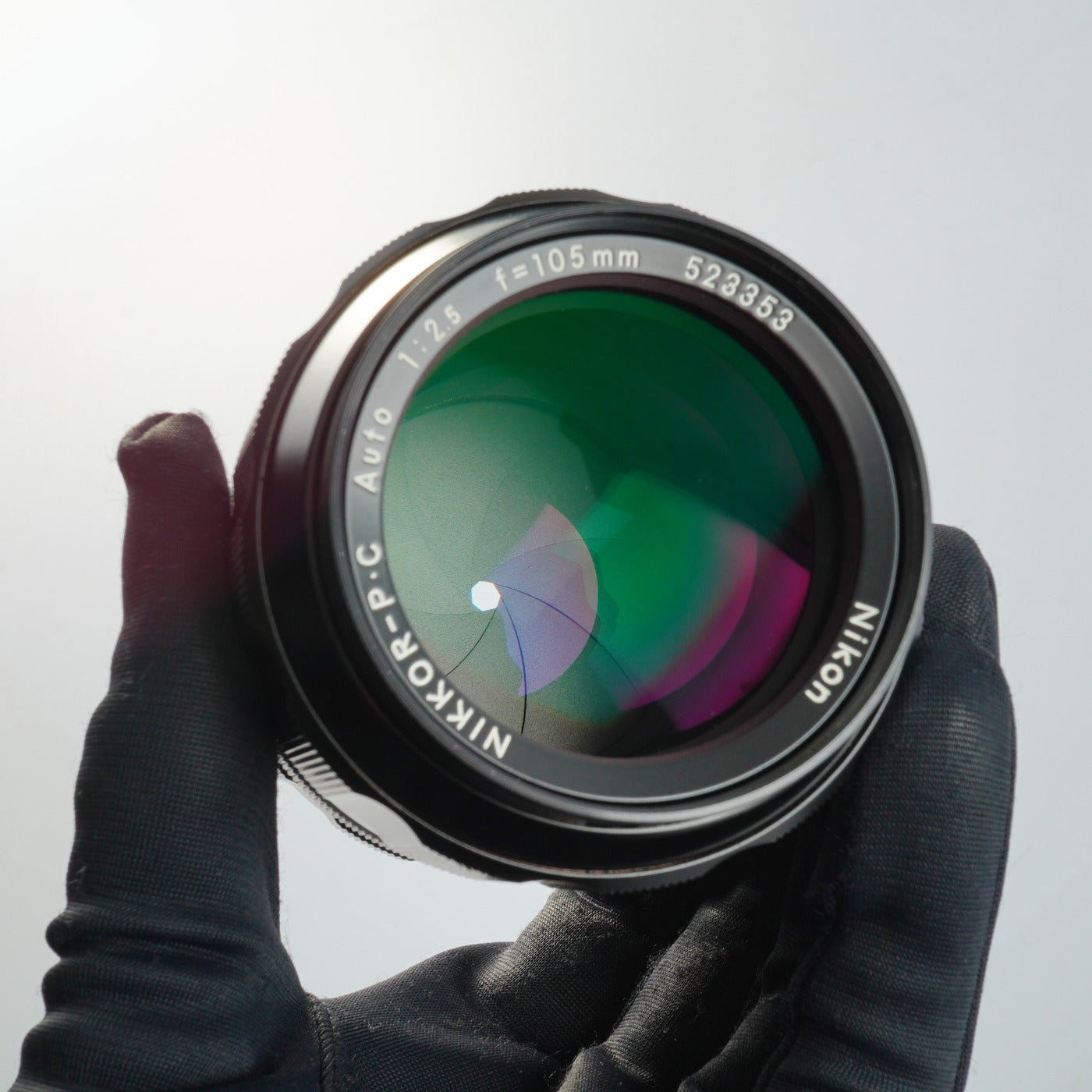 Nikon 非Ai NIKKOR-P.C Auto 105mm F/2.5 単焦点レンズ