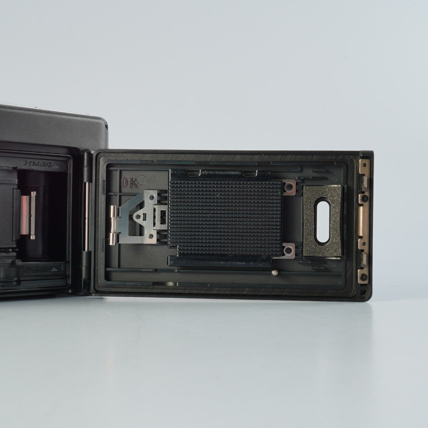 Konica 現場監督 ( GENBAKANTOKU ) 28 WB コンパクトフィルムカメラ