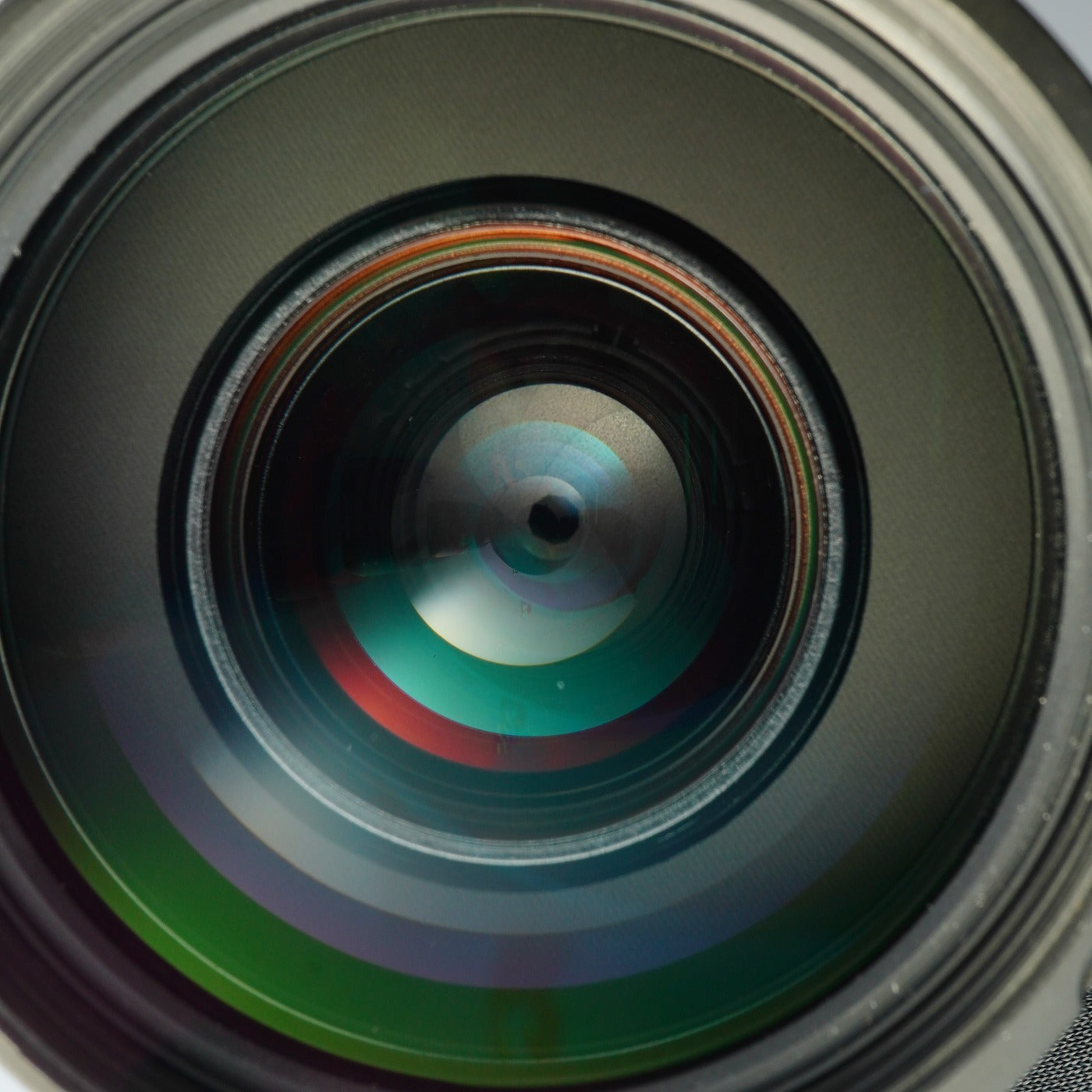 SIGMA 70-300mm F/4-5.6 D APO DG for Nikon F (Nikon F用) ズームレンズ