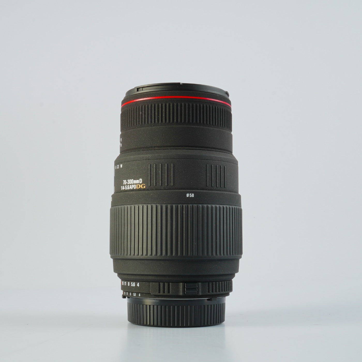 SIGMA 70-300mm F/4-5.6 D APO DG for Nikon F (Nikon F用) ズームレンズ