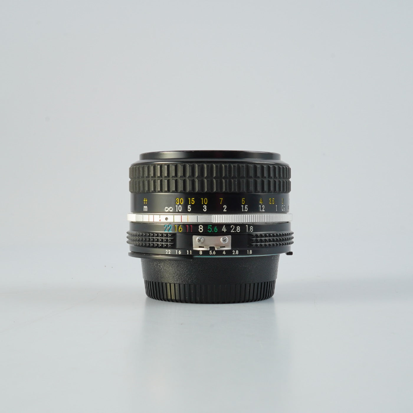 Nikon Nikkor Ai 50mm F/1.8 単焦点レンズ