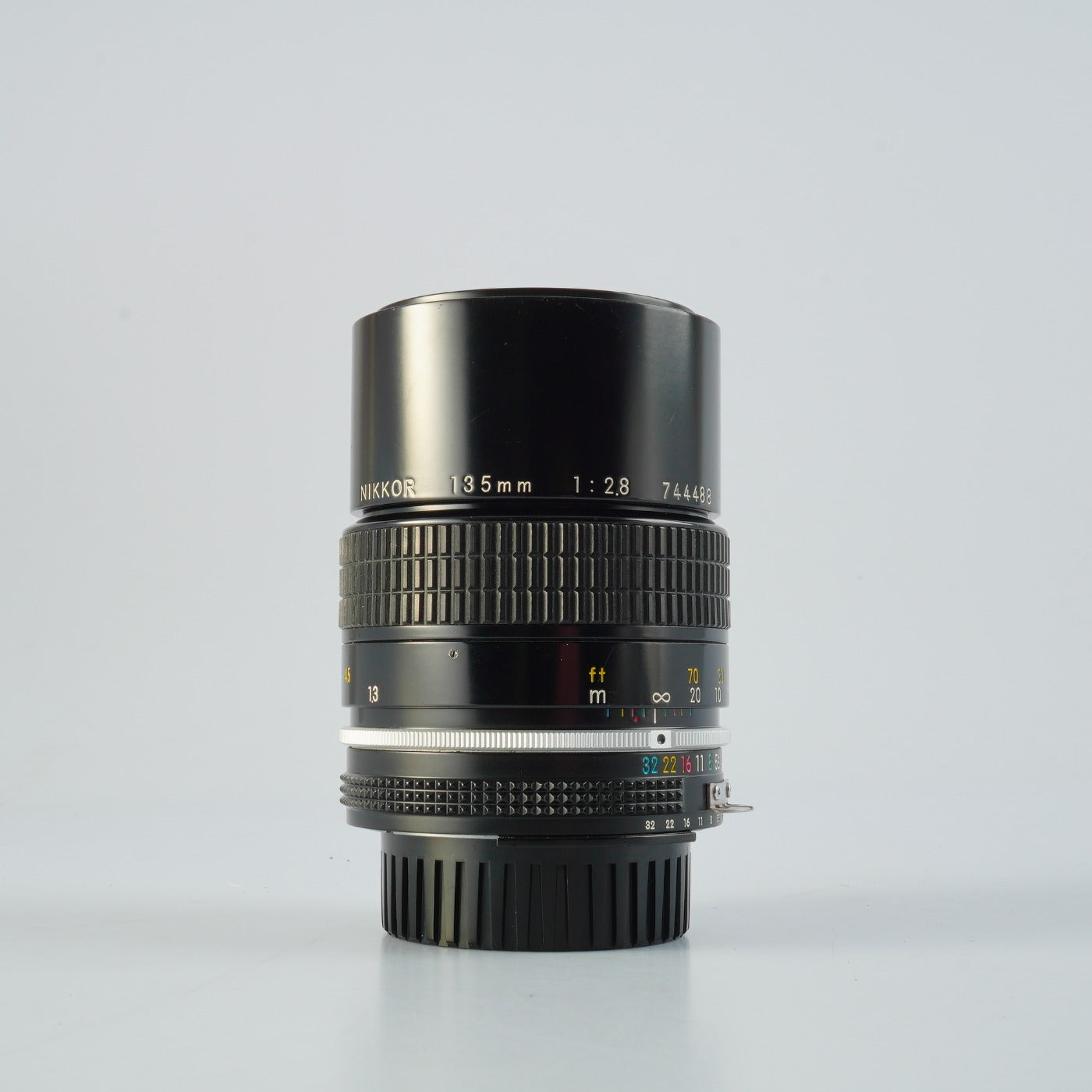 Nikon Ai NIKKOR 135mm F/2.8 単焦点レンズ