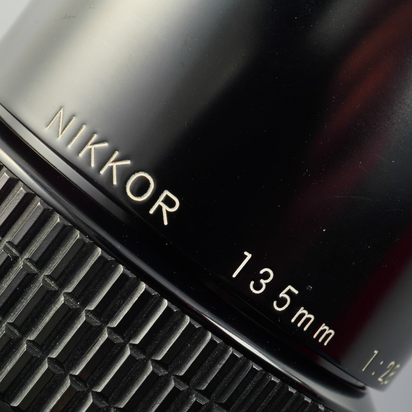 Nikon Ai NIKKOR 135mm F/2.8 単焦点レンズ