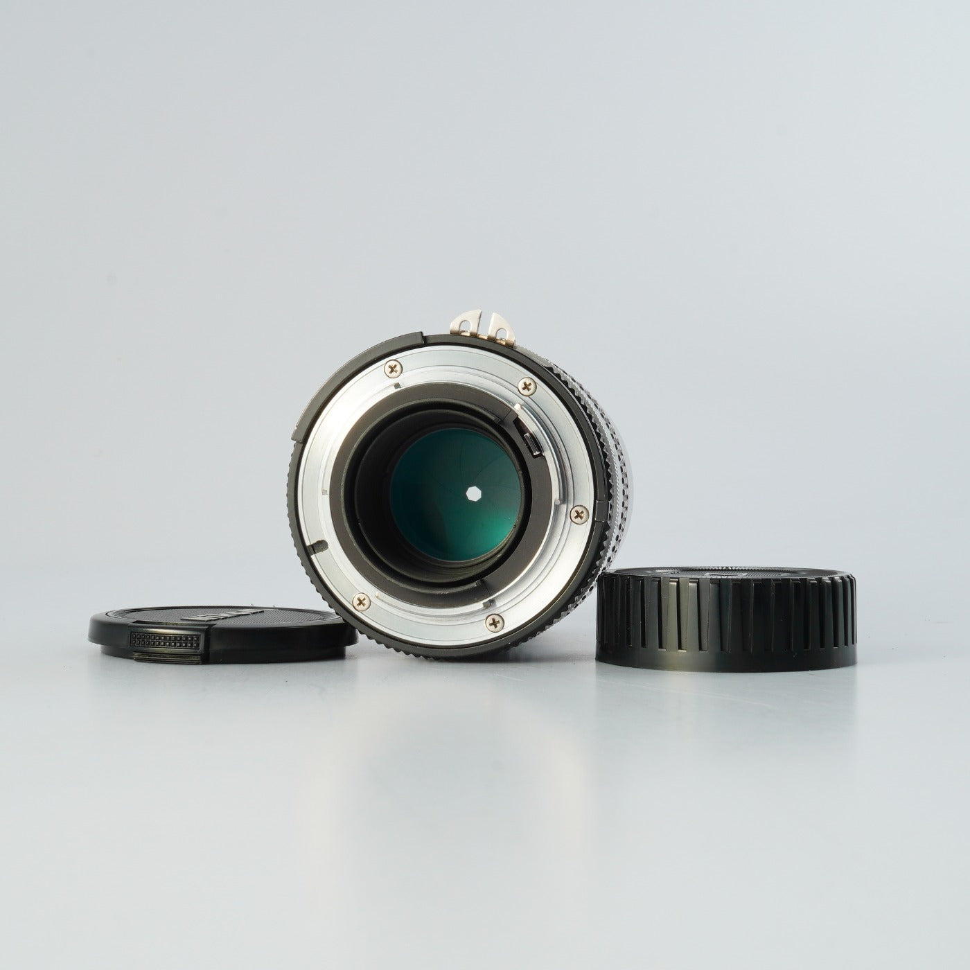 Nikon Ai NIKKOR 135mm F/2.8 単焦点レンズ