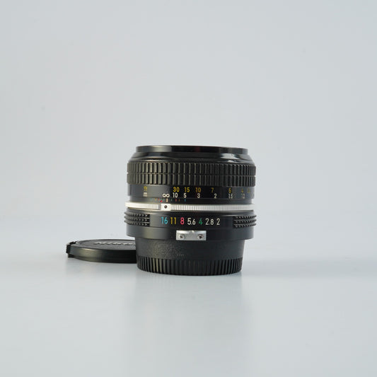 Nikon 非Ai NIKKOR 50mm F/2 単焦点レンズ