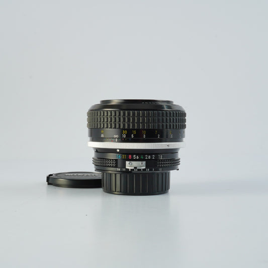 Nikon Ai Nikkor 55mm F/1.2 単焦点レンズ