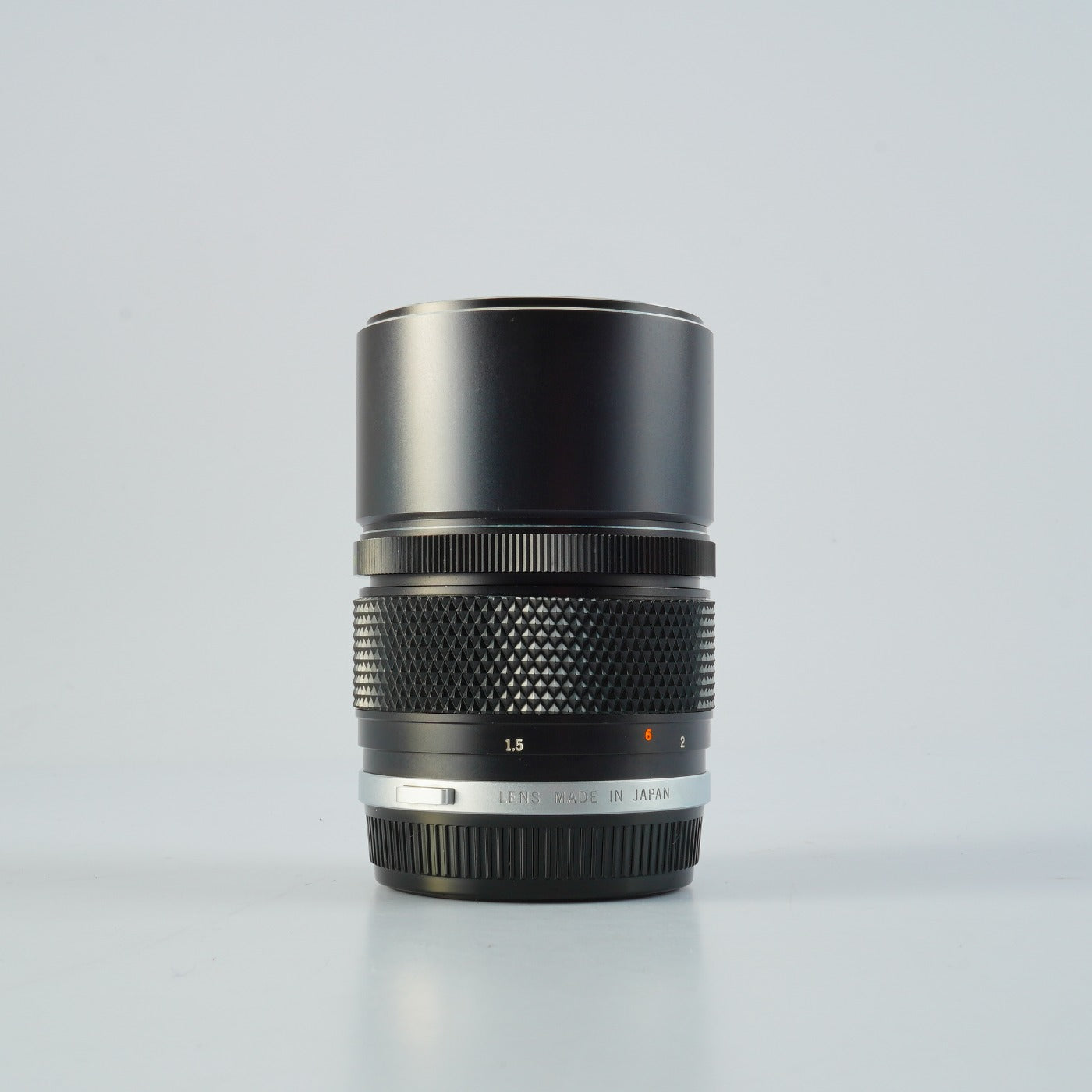 OLYMPUS OM-SYSTEM ZUIKO MC AUTO-T 135mm F/2.8 単焦点レンズ – 山田