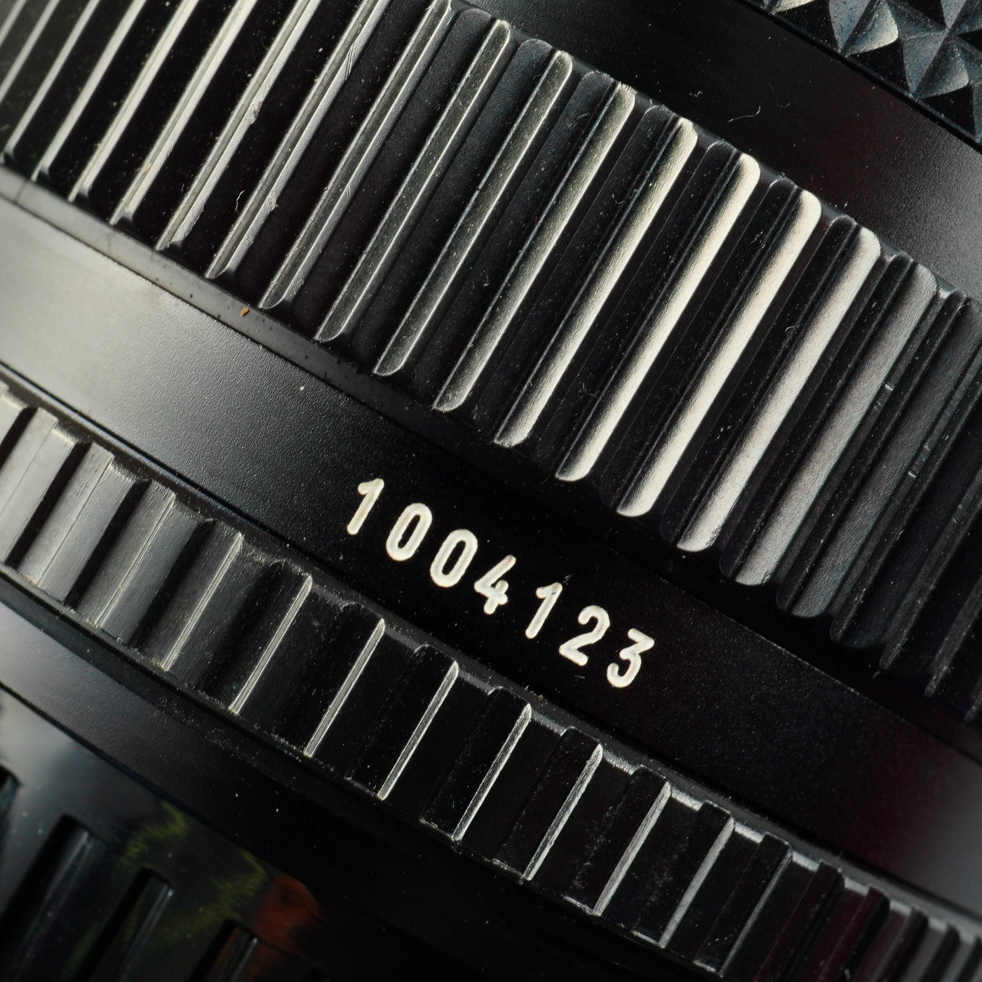 MINOLTA MD 24-35mm F/3.5 ズームレンズ