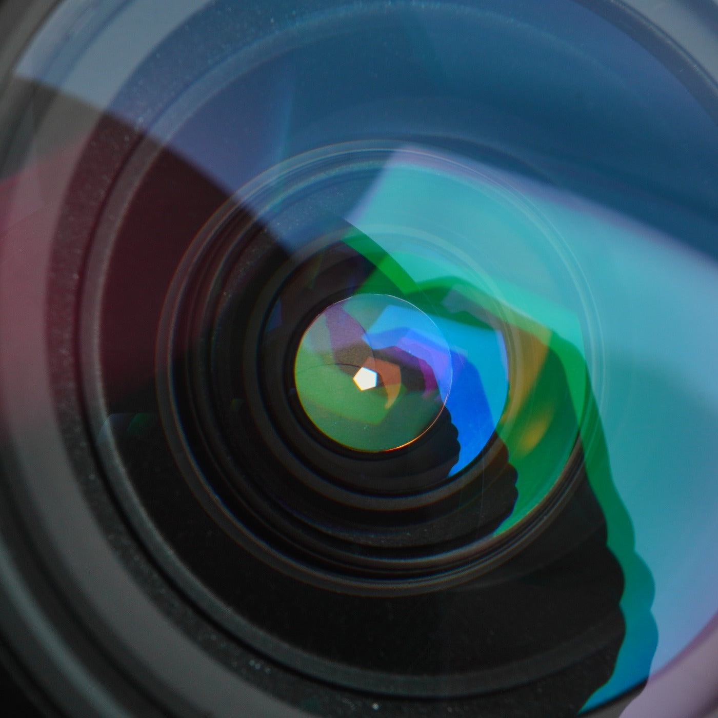 MINOLTA MD 24-35mm F/3.5 ズームレンズ