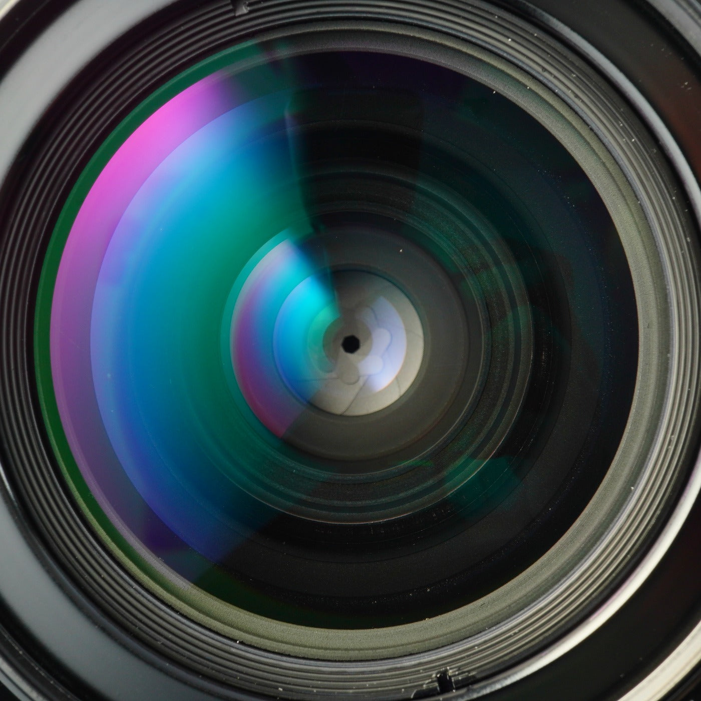 Nikon Ai Nikkor 28mm F/2.8 単焦点レンズ