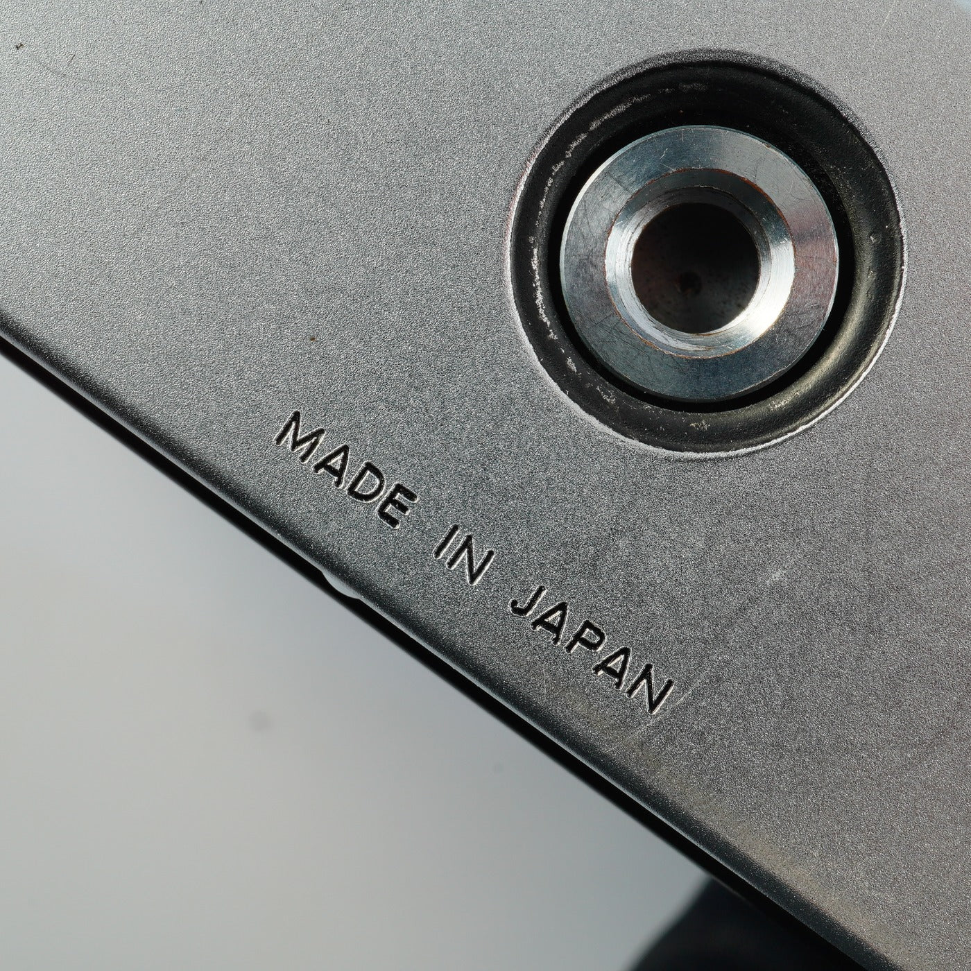 【Serviced】 Nikon F Eyelevel Silver + NIKKOR 50mm F/1.4 MF フィルム一眼レフカメラ