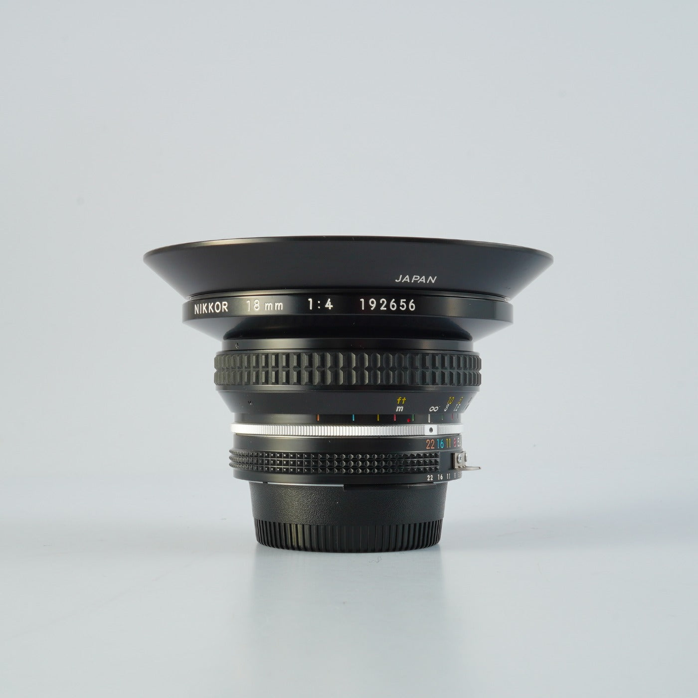 Nikon Ai Nikkor 18mm F/4 単焦点レンズ