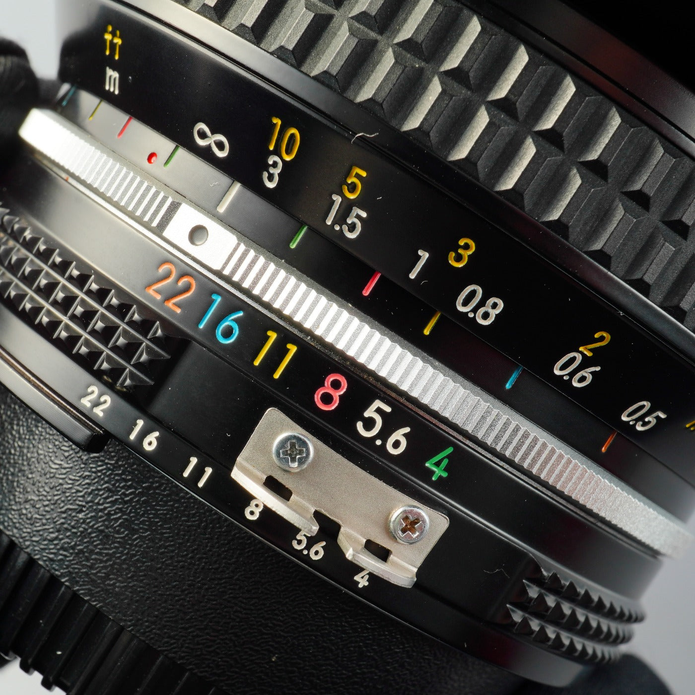 Nikon Ai Nikkor 18mm F/4 単焦点レンズ