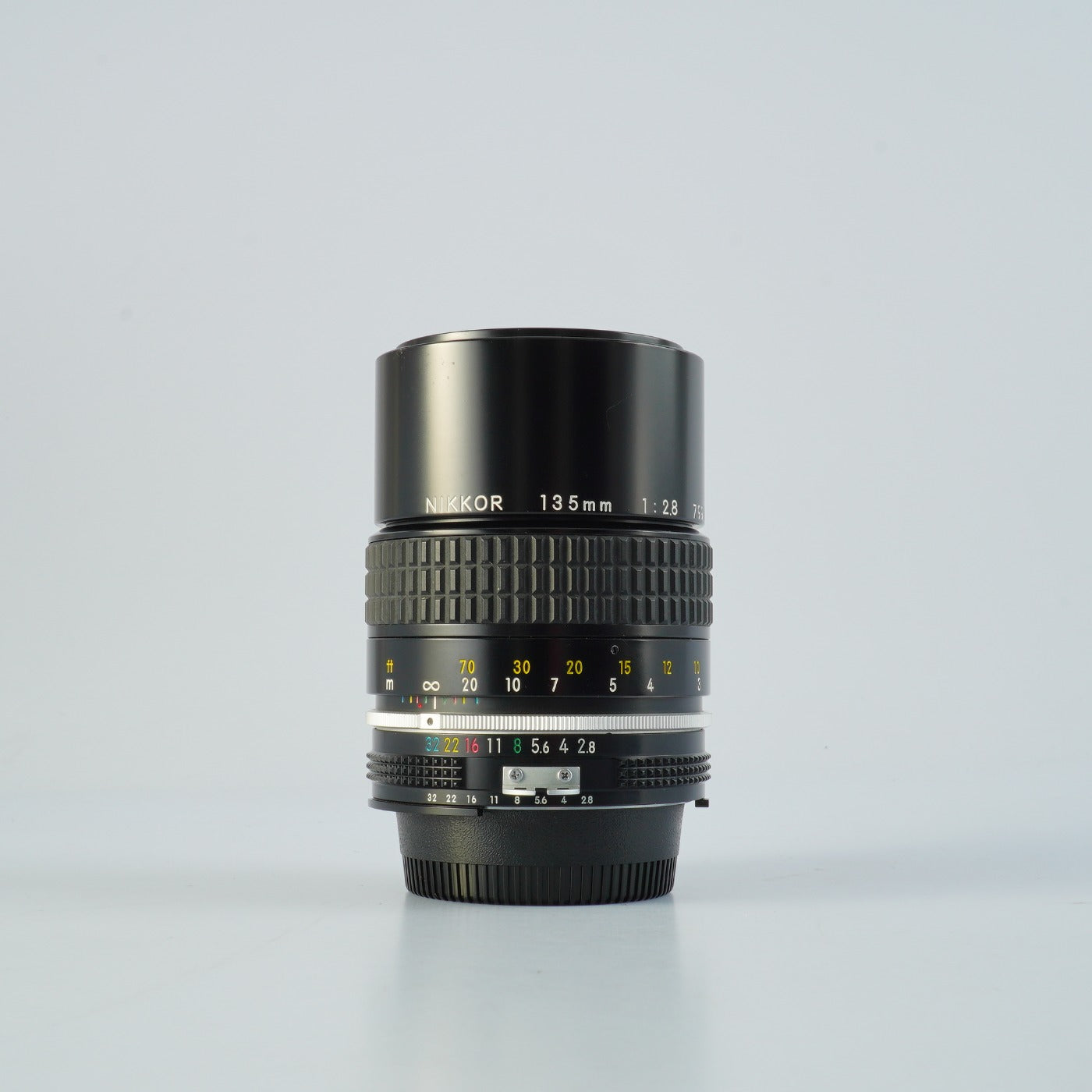 Nikon Ai NIKKOR 135mm F/2.8 単焦点レンズ