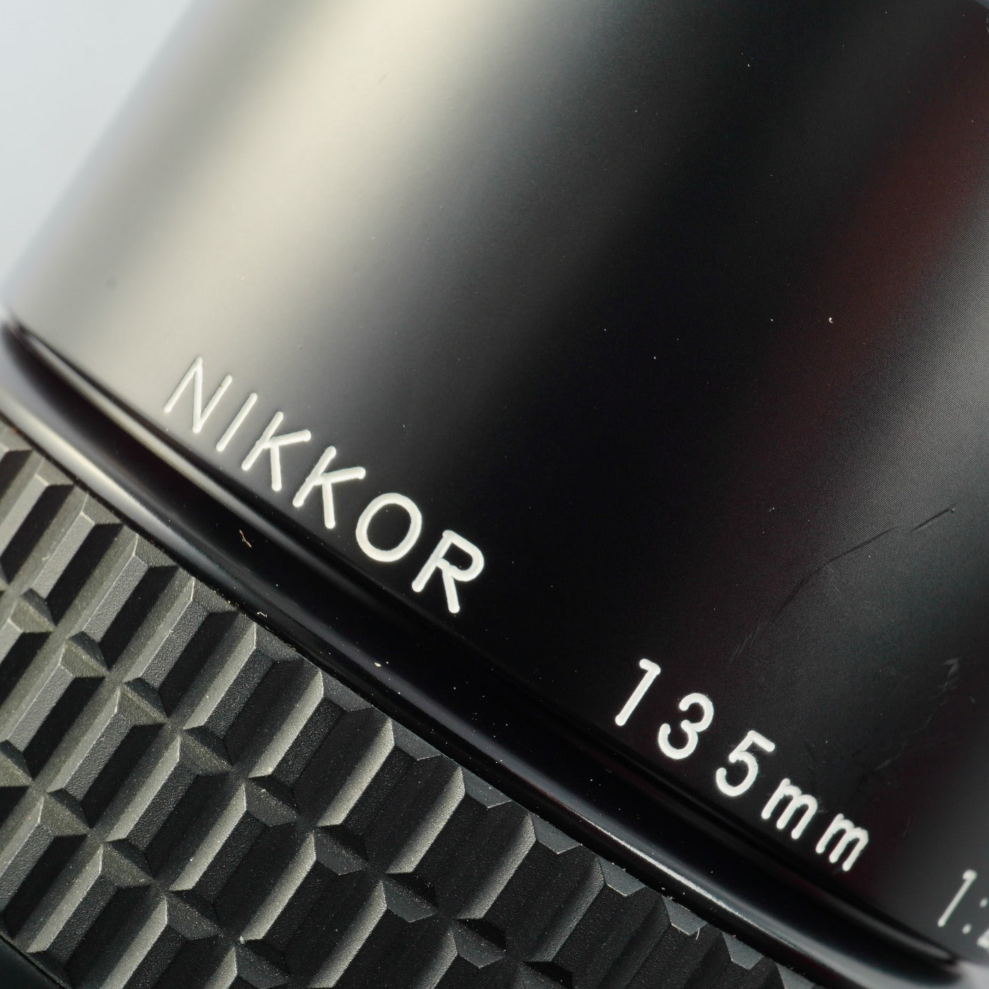 Nikon Ai NIKKOR 135mm F/2.8 単焦点レンズ