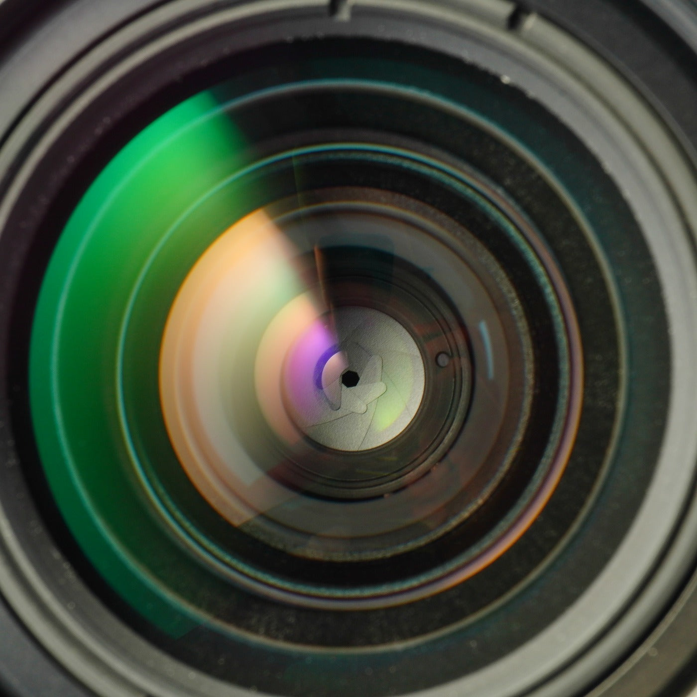 Nikon Ai-S Zoom-NIKKOR 28-50mm F/3.5 ズームレンズ