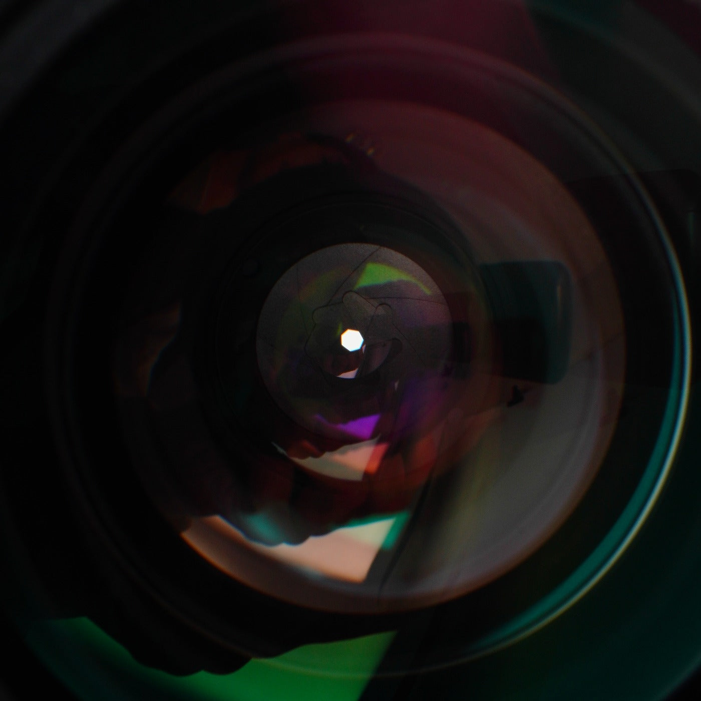 Nikon Ai-S Zoom-NIKKOR 28-50mm F/3.5 ズームレンズ