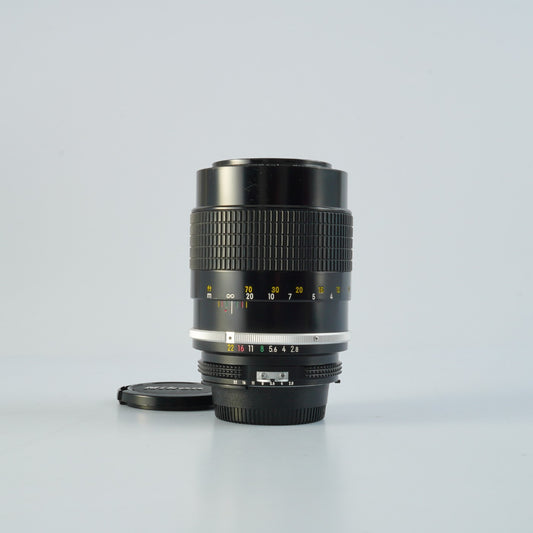 Nikon Ai改 Nikkor 135mm F/2.8 単焦点レンズ