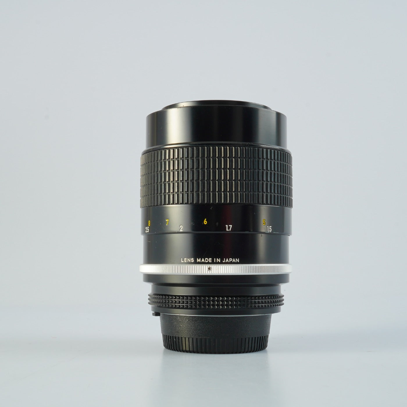 Nikon Ai改 Nikkor 135mm F/2.8 単焦点レンズ