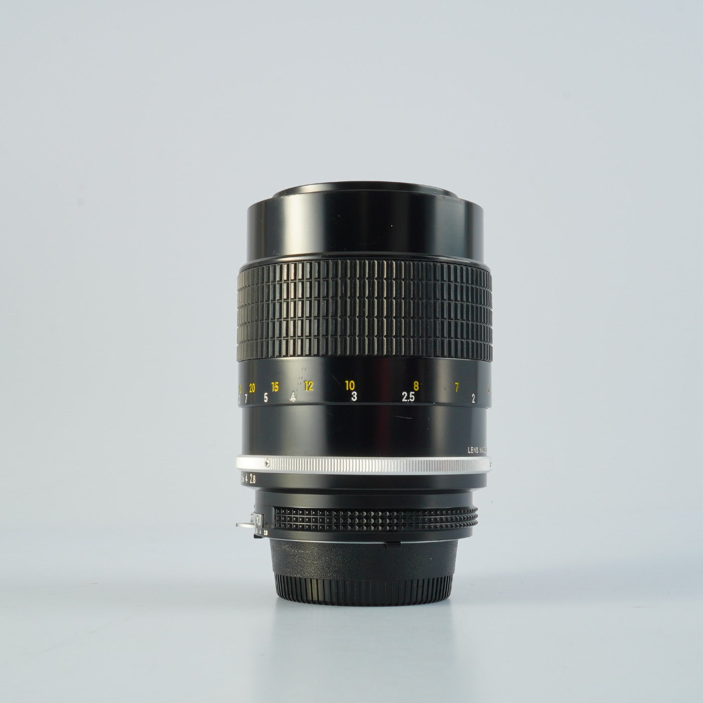 Nikon Ai改 Nikkor 135mm F/2.8 単焦点レンズ