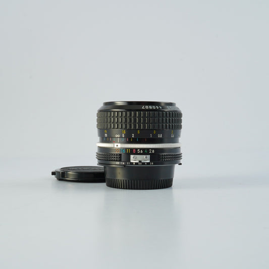 Nikon Ai Nikkor 28mm F/2.8 単焦点レンズ