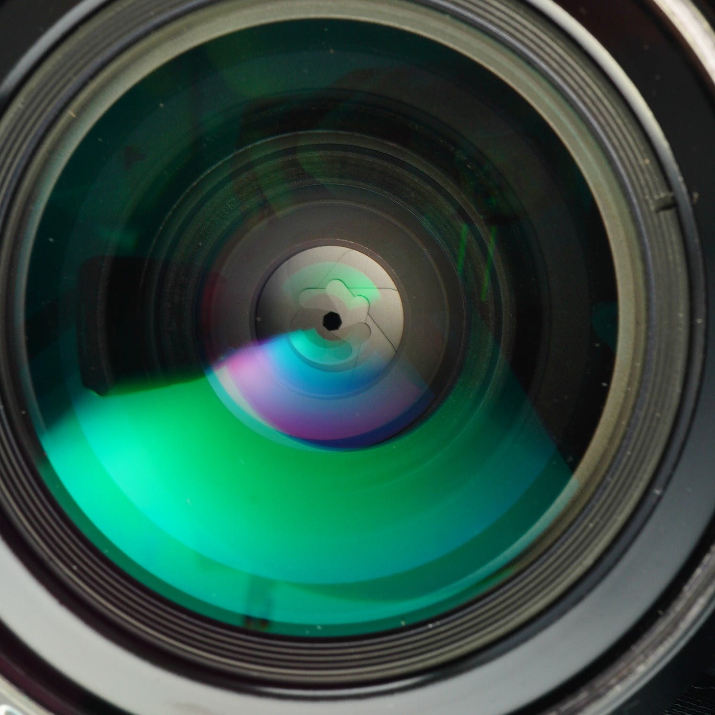 Nikon Ai Nikkor 28mm F/2.8 単焦点レンズ