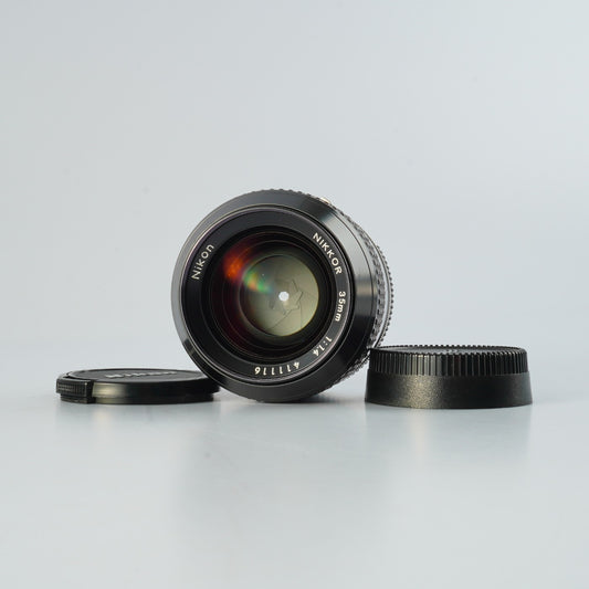 Nikon Ai NIKKOR 35mm F/1.4 単焦点レンズ