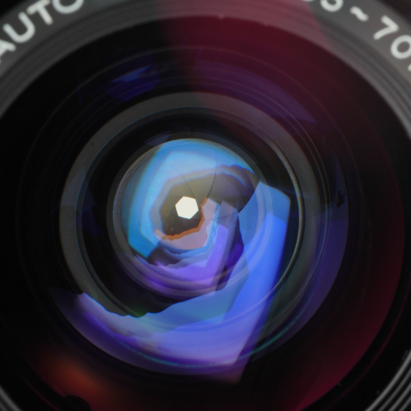 OLYMPUS OM-SYSTEM S ZUIKO AUTO-ZOOM 35-70mm 35-70mm F/4 ズームレンズ