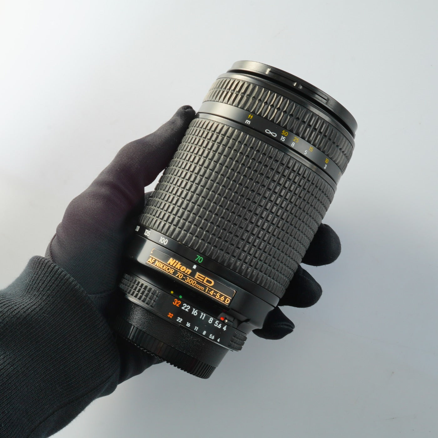 Nikon AF NIKKOR 70-300mm F/4-5.6 D ED ズームレンズ