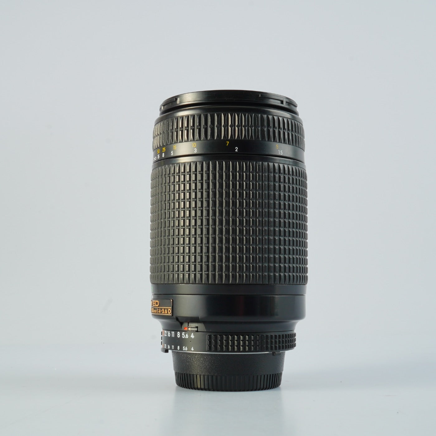 Nikon AF NIKKOR 70-300mm F/4-5.6 D ED ズームレンズ