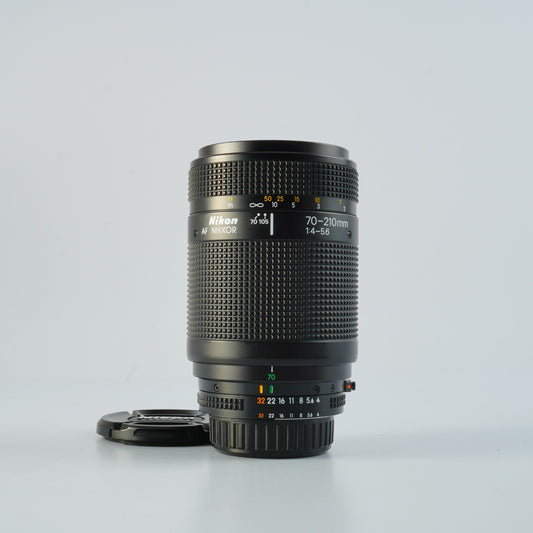 Nikon AF NIKKOR 70-210mm F/4-5.6 ズームレンズ