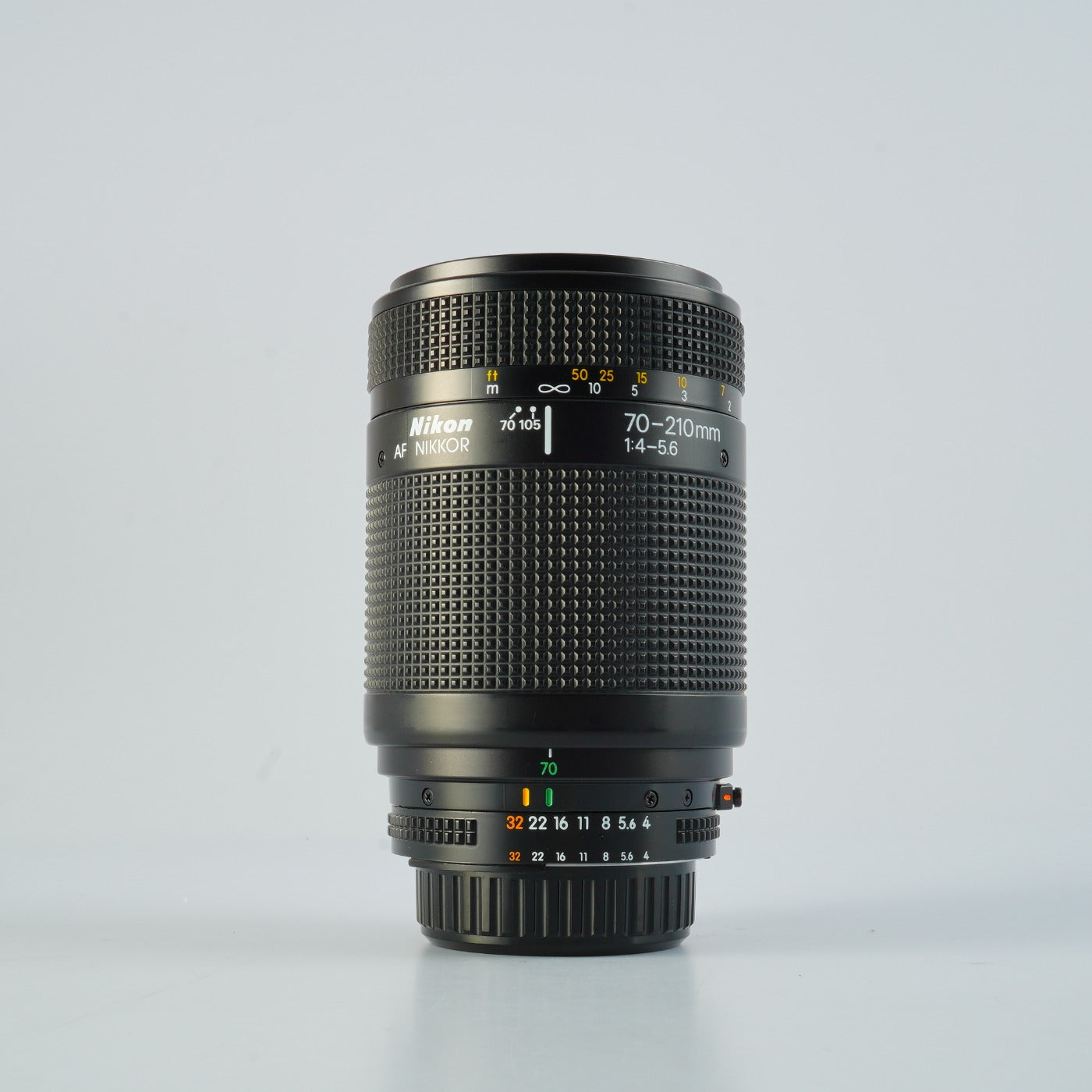 Nikon AF NIKKOR 70-210mm F/4-5.6 ズームレンズ