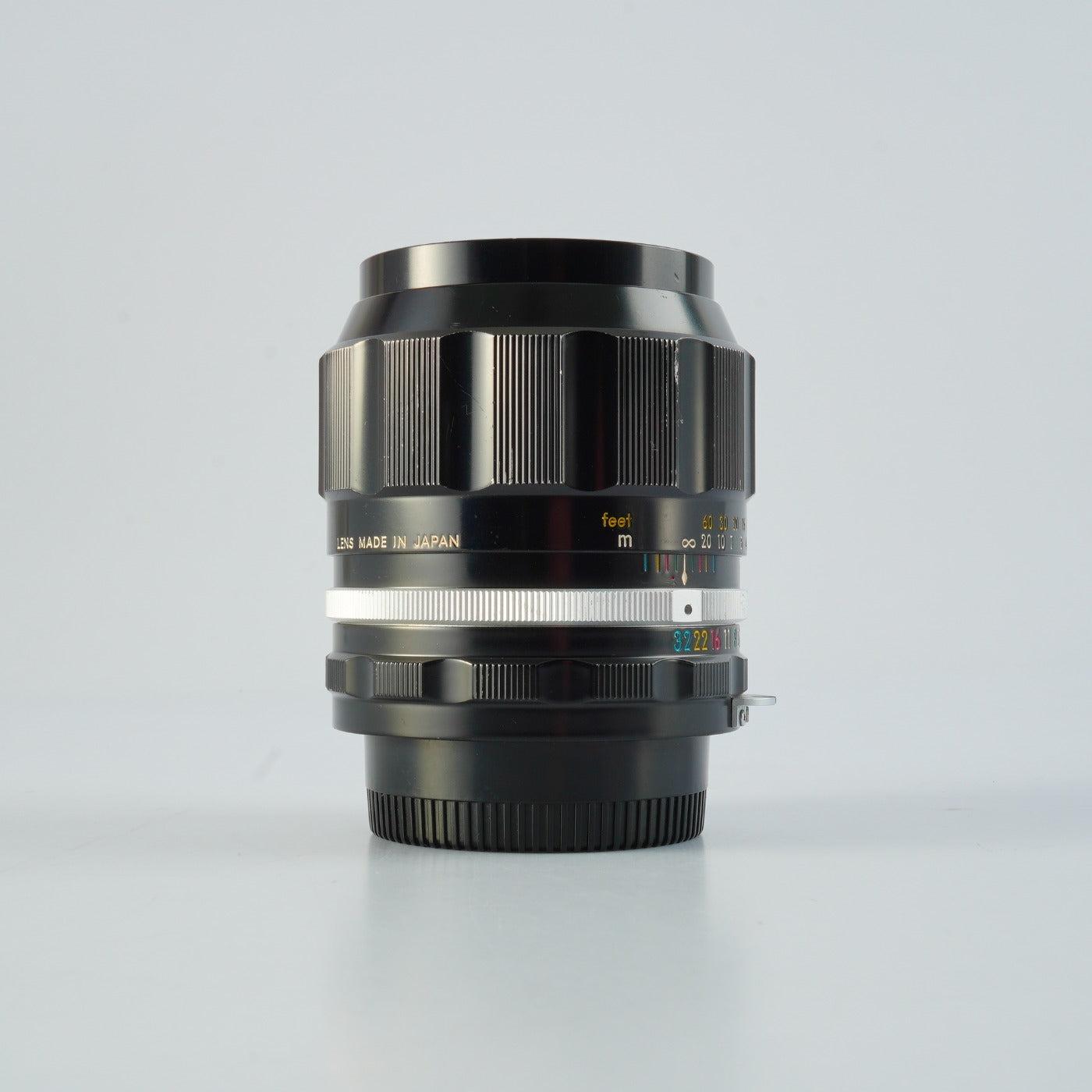 Nikon 非Ai NIKKOR-P.C Auto 105mm F/2.5 単焦点レンズ