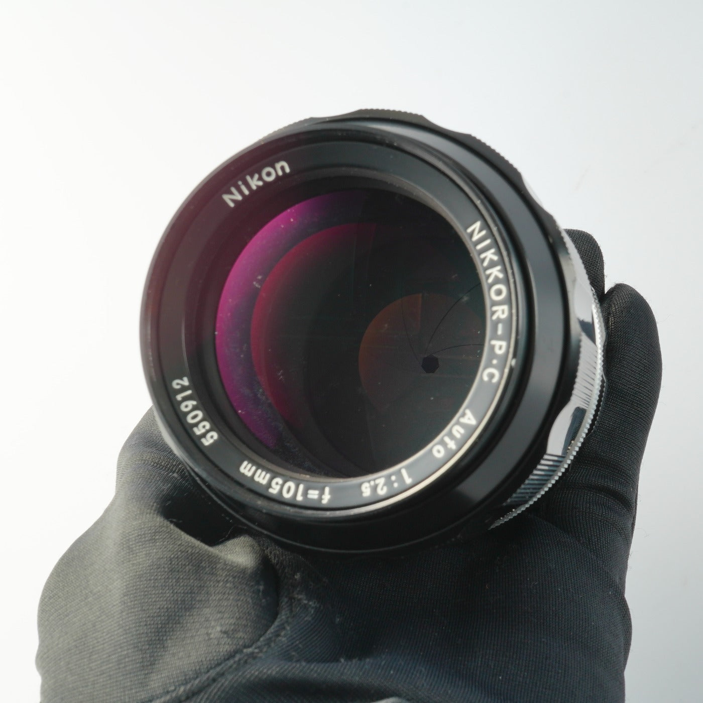 Nikon 非Ai NIKKOR-P.C Auto 105mm F/2.5 単焦点レンズ
