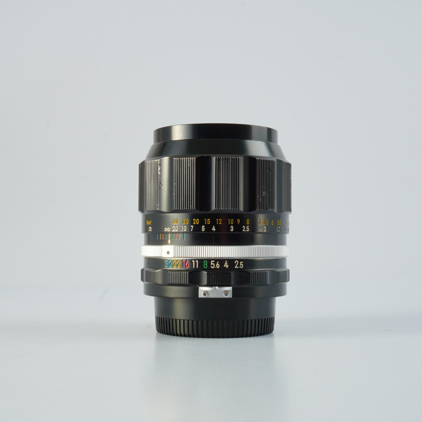 Nikon 非Ai NIKKOR-P.C Auto 105mm F/2.5 単焦点レンズ