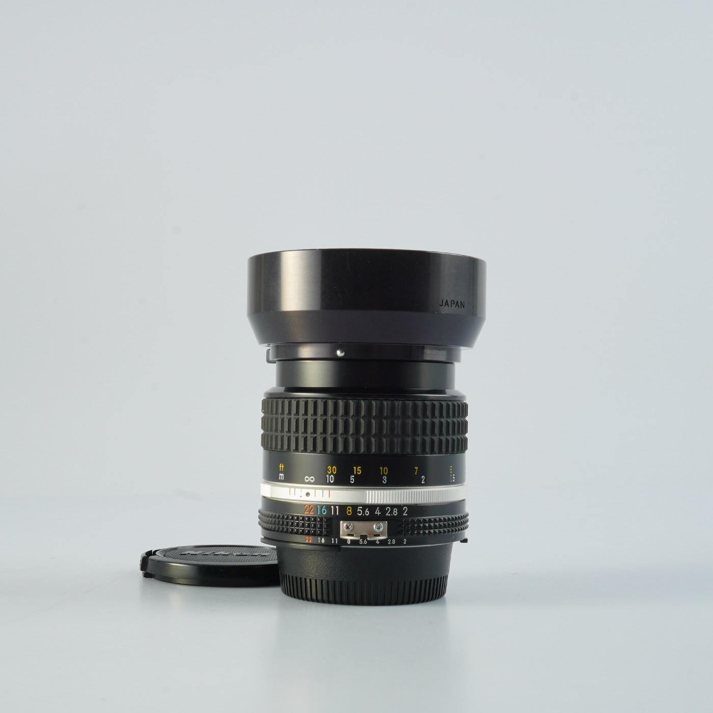 Nikon Ai-S NIKKOR 85mm F/2 単焦点レンズ