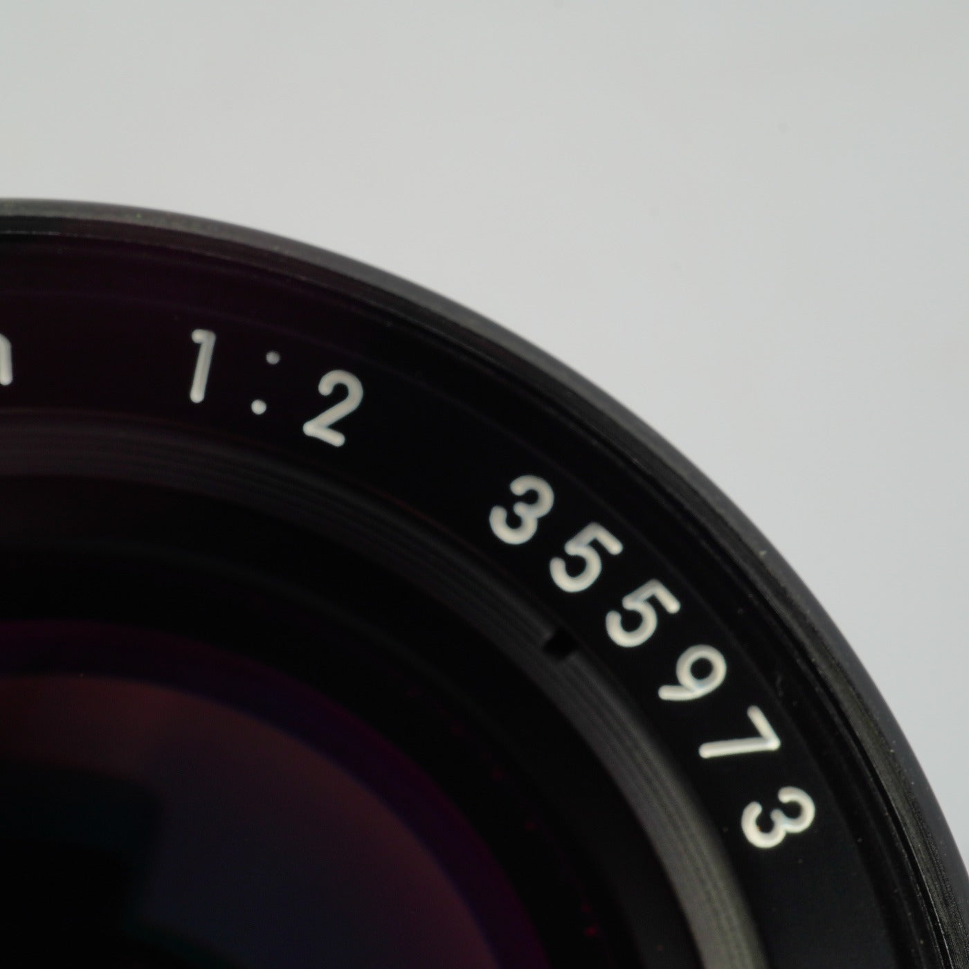 Nikon Ai-S NIKKOR 85mm F/2 単焦点レンズ