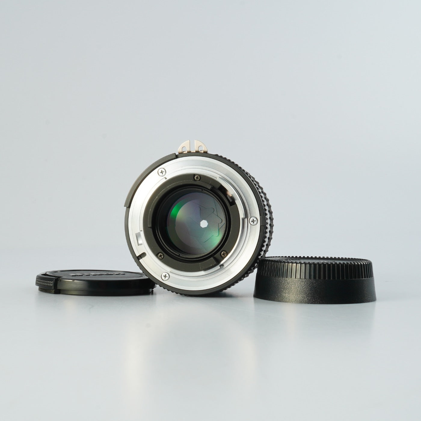 Nikon Ai-S NIKKOR 85mm F/2 単焦点レンズ