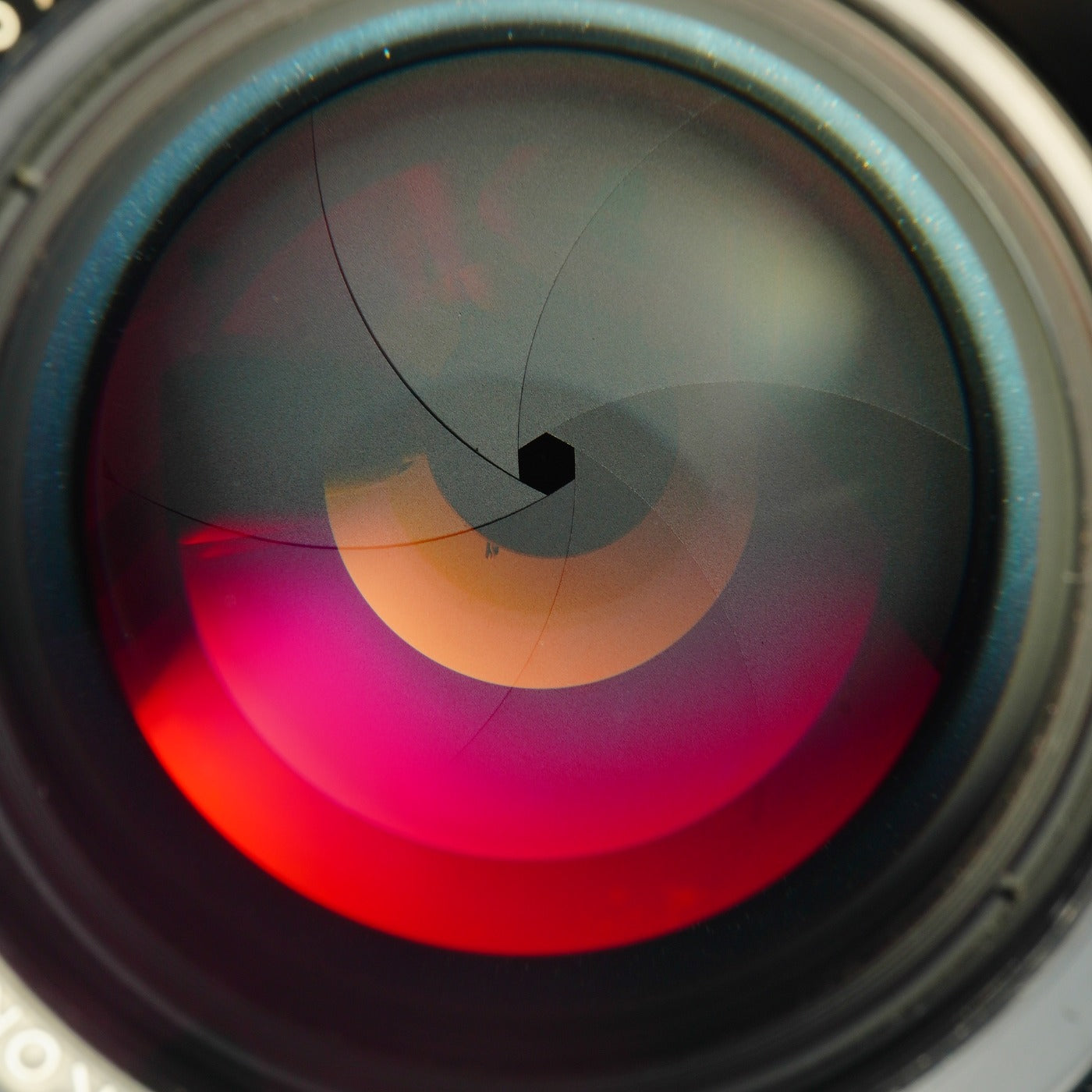 Nikon 非Ai Nikkor 85mm F/1.8 単焦点レンズ