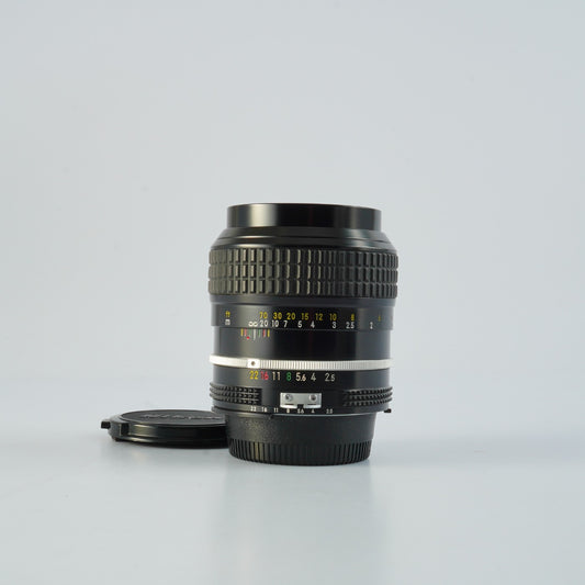 Nikon Ai NIKKOR 105mm F/2.5 単焦点レンズ