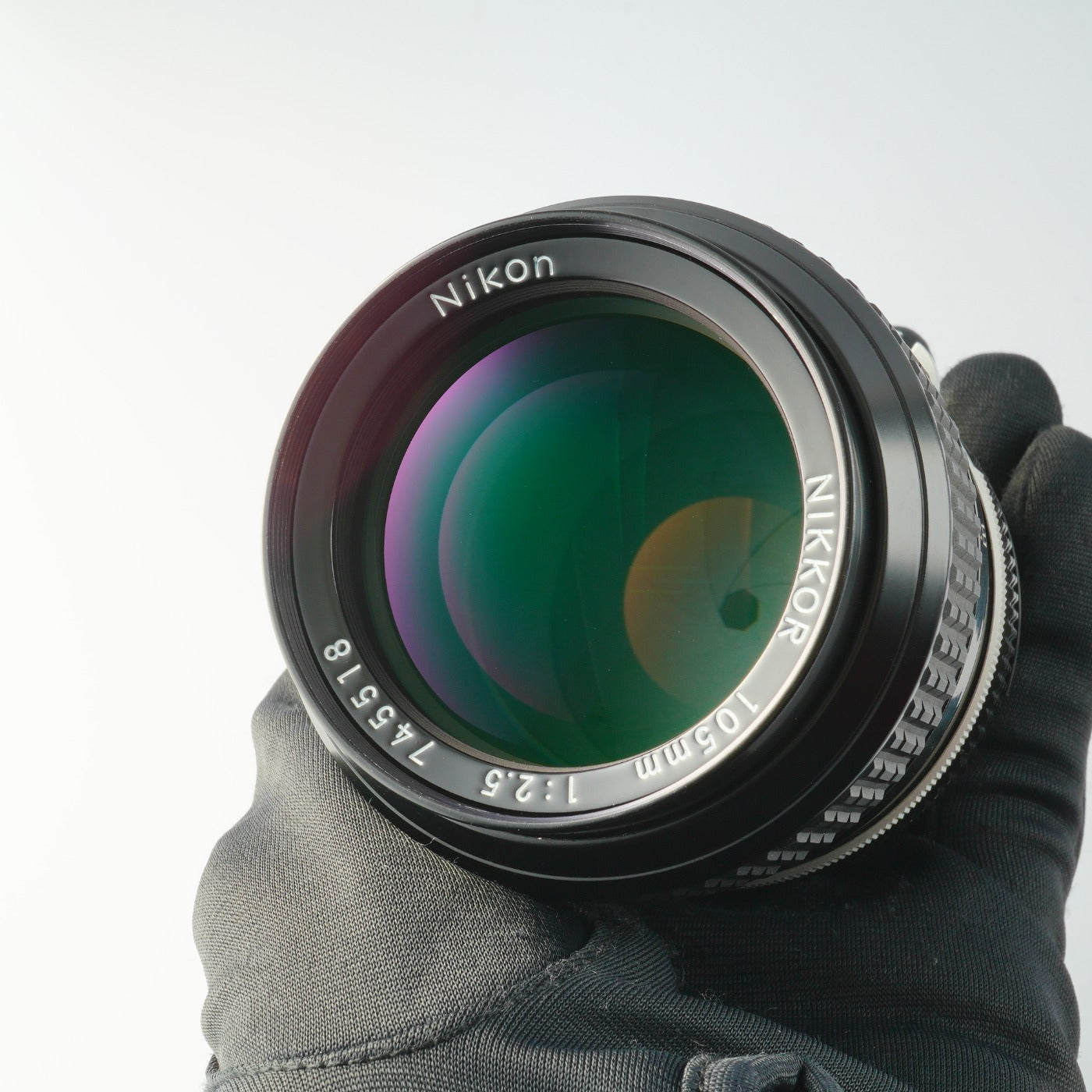 Nikon Ai NIKKOR 105mm F/2.5 単焦点レンズ