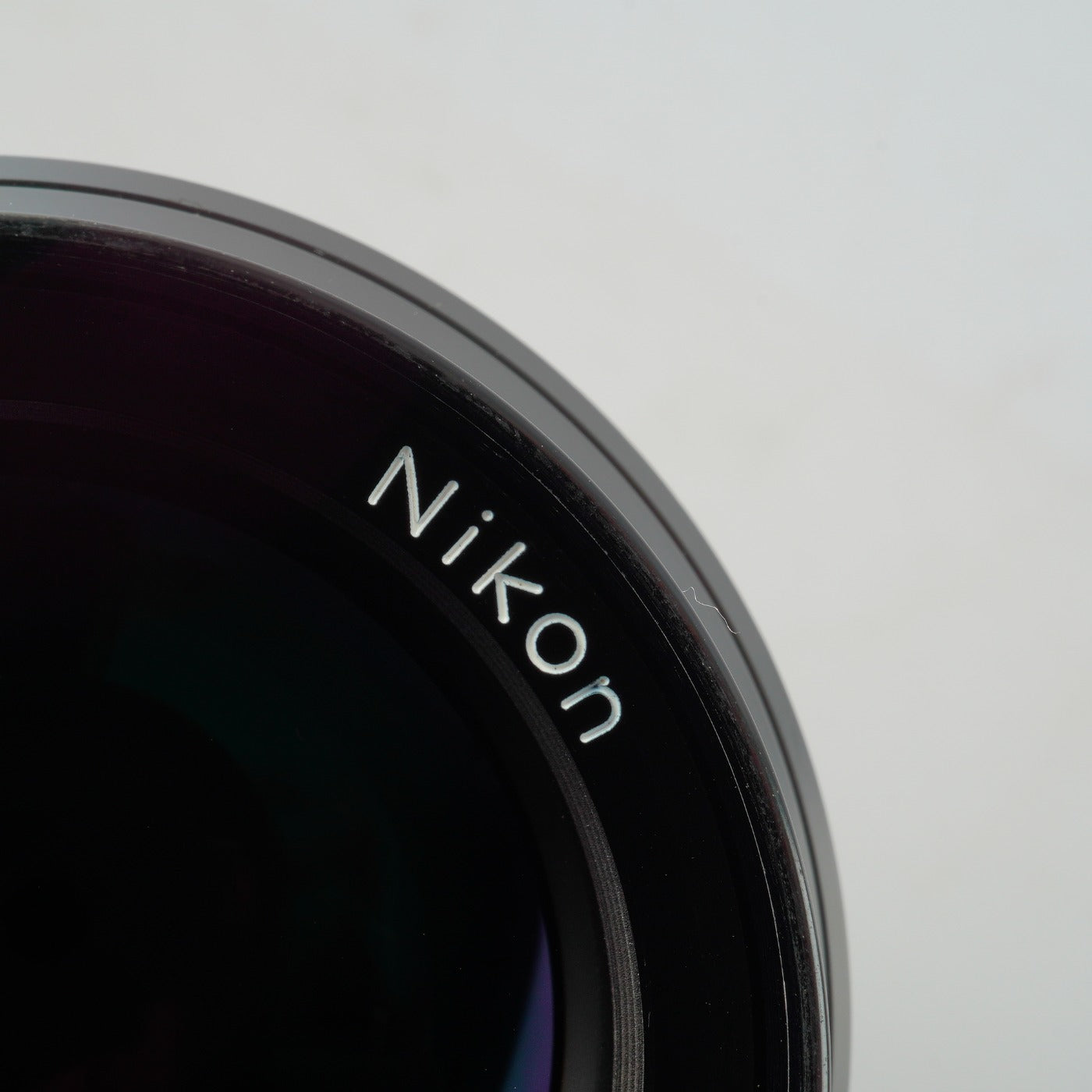 Nikon Ai NIKKOR 105mm F/2.5 単焦点レンズ