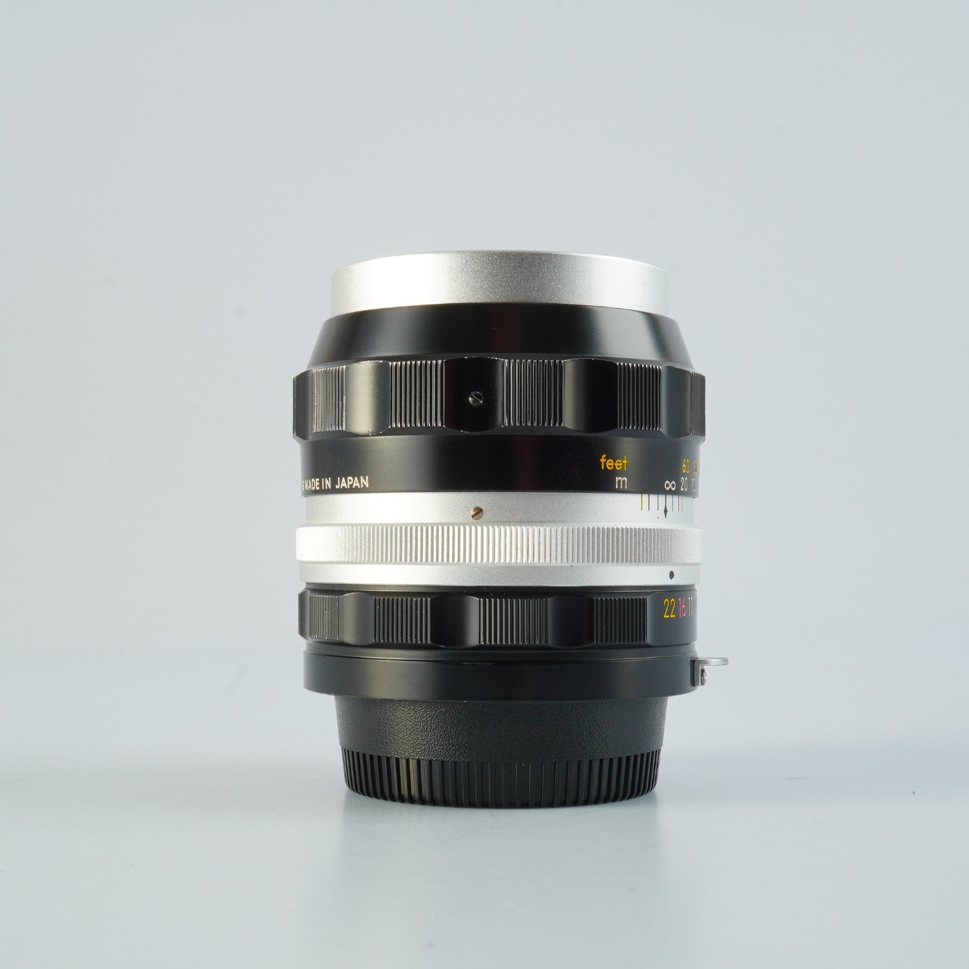 Nikon 非Ai NIKKOR-P Auto 105mm F/2.5 単焦点レンズ