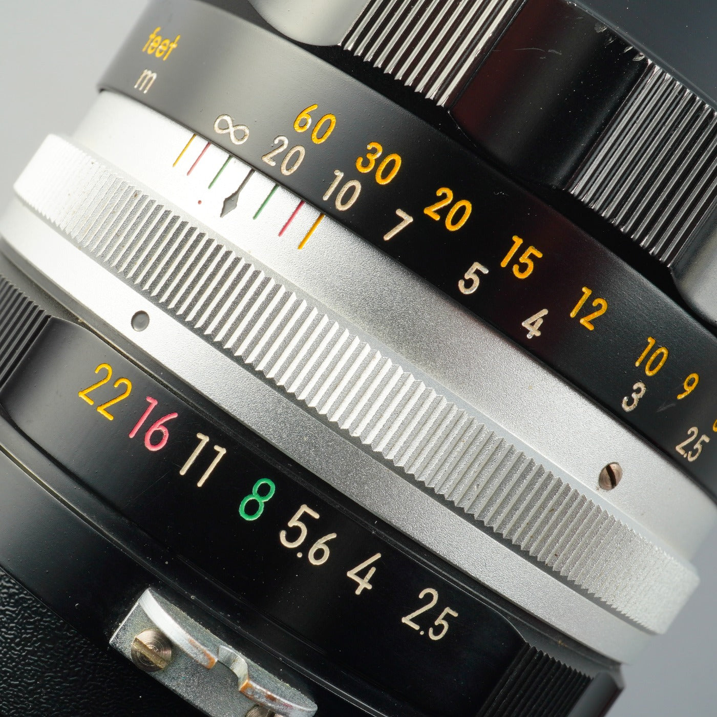 Nikon 非Ai NIKKOR-P Auto 105mm F/2.5 単焦点レンズ