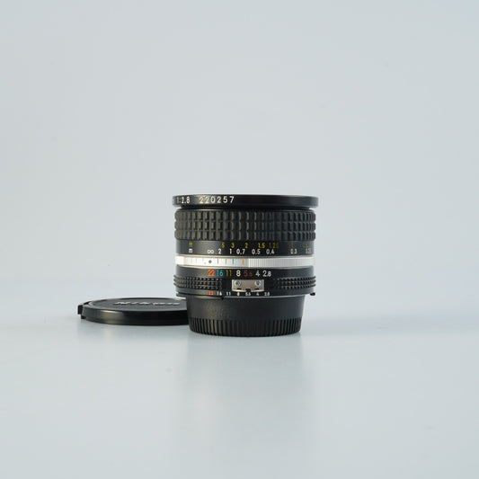 Nikon Ai-S NIKKOR 20mm F/2.8 単焦点レンズ