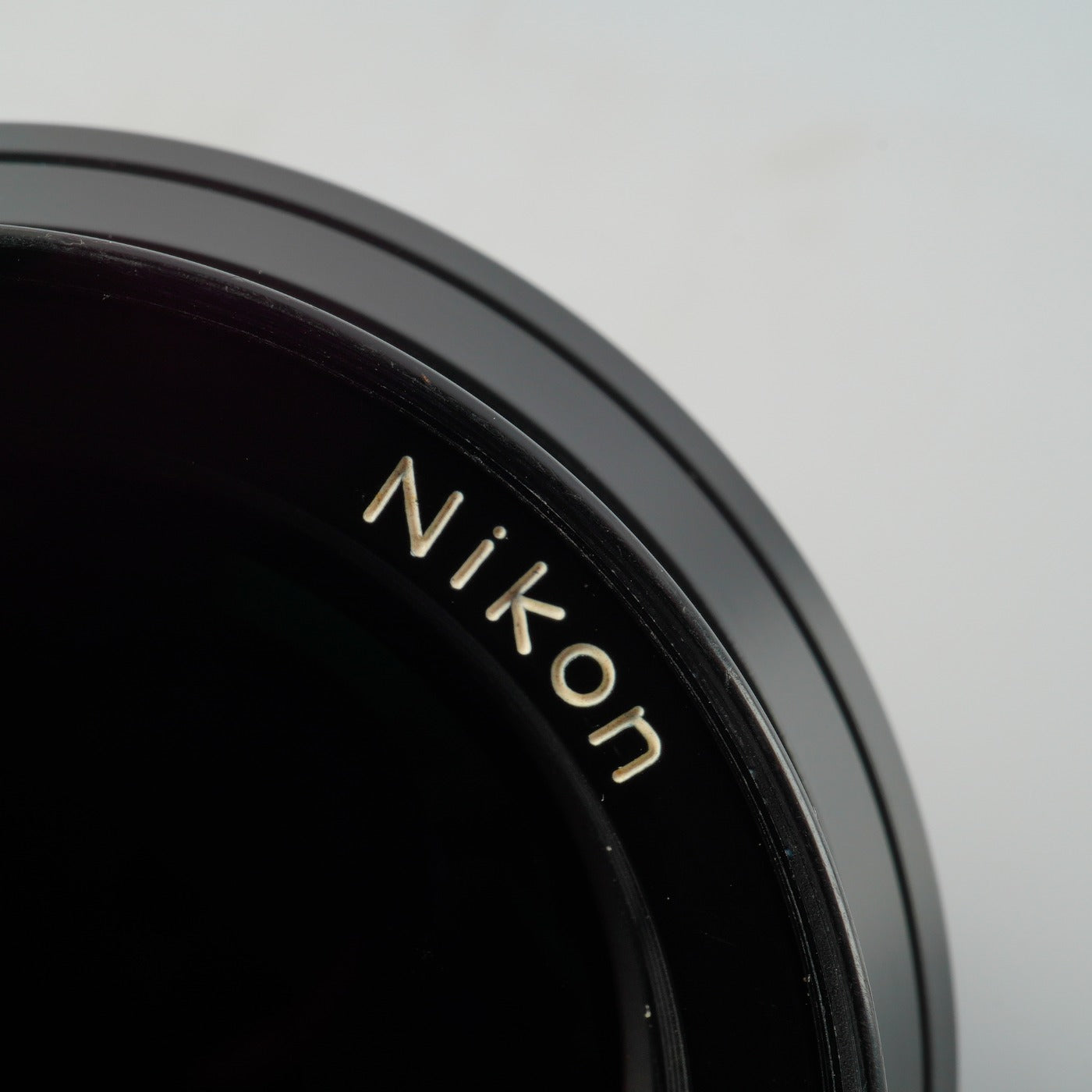 Nikon Ai NIKKOR 105mm F/2.5 単焦点レンズ