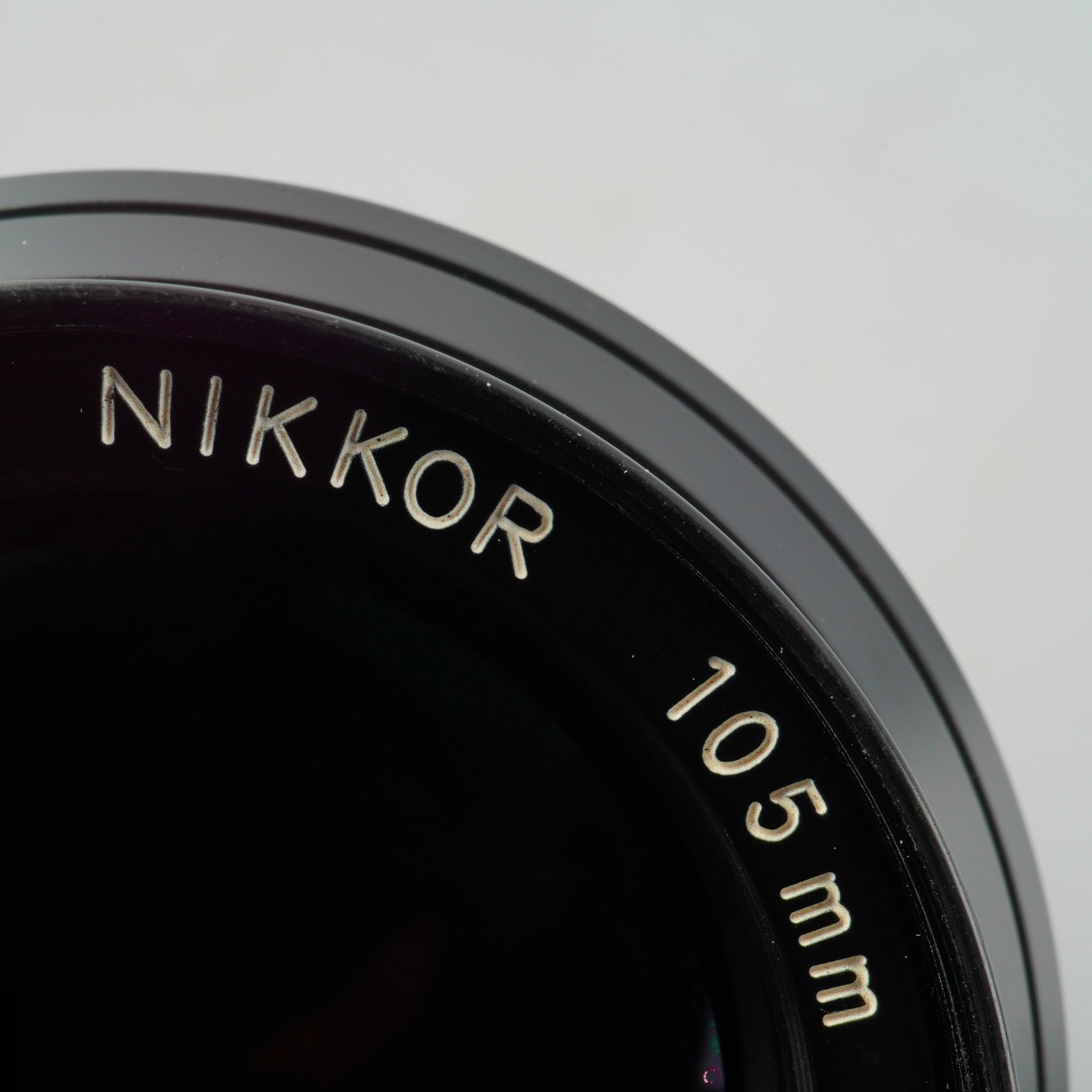 Nikon Ai NIKKOR 105mm F/2.5 単焦点レンズ